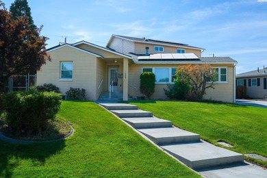 Columbia River - Klickitat County Home Sale Pending in Richland Washington