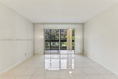 Welcome to this well-maintained condo located at 5900 NW 44th St - photo 11