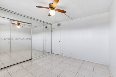 Welcome to this well-maintained condo located at 5900 NW 44th St - photo 21