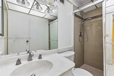 Welcome to this well-maintained condo located at 5900 NW 44th St - photo 23