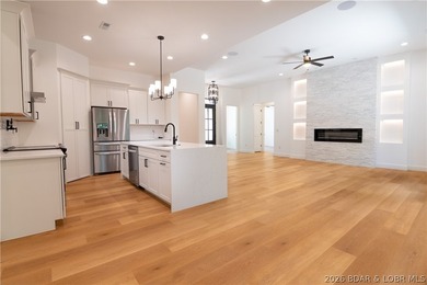 NEW CONSTRUCTION in Porto Cima! This modern ranch delivers the - photo 25