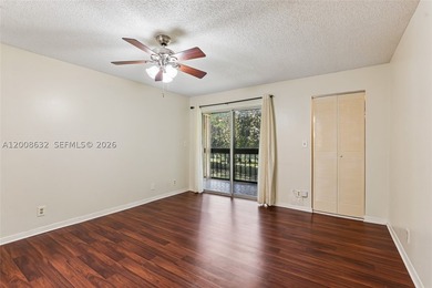 Welcome to this well-maintained condo located at 5900 NW 44th St - photo 30