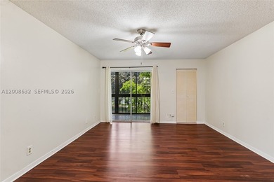 Welcome to this well-maintained condo located at 5900 NW 44th St - photo 31