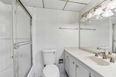 Welcome to this well-maintained condo located at 5900 NW 44th St - photo 36