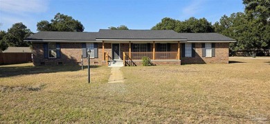 3 bedroom 2 bath house with 1 bed/1 bath apartment. New Roof - photo 1