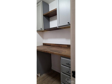 3 bedroom 2 bath house with 1 bed/1 bath apartment. New Roof - photo 8