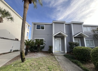 Lake Condo For Sale in Destin, Florida