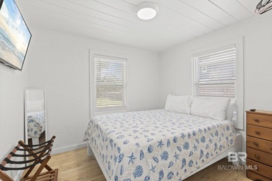Rare opportunity for 100 ft directly on Mobile Bay - includes a - photo 13