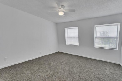 Welcome to a beautifully updated and meticulously maintained - photo 15