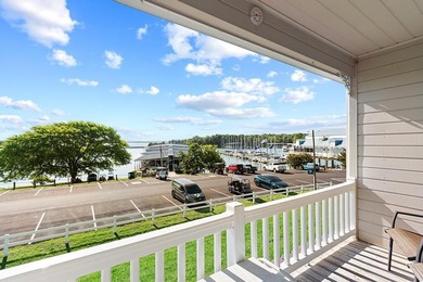 Your perfect lakeside escape awaits on Lake Barkley! This fully - photo 18