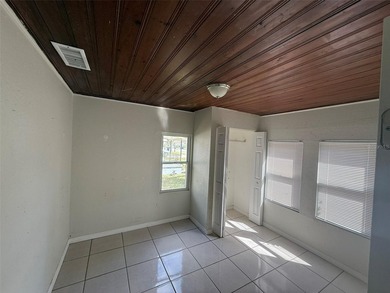 Short Sale. Short Sale - Subject to lender and/or investor - photo 8