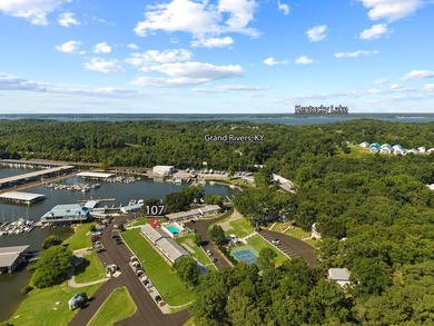 Your perfect lakeside escape awaits on Lake Barkley! This fully - photo 23