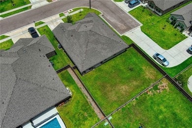 Welcome to this beautifully maintained one-story home in the - photo 28