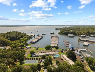 Your perfect lakeside escape awaits on Lake Barkley! This fully - photo 28