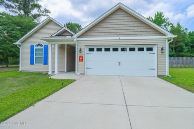 (private lake, pond, coastal) Home For Sale in Leland North Carolina