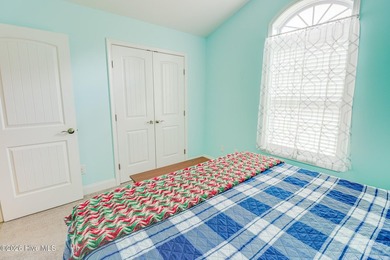 Additional listing photo 1