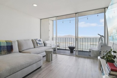 Ideally situated within the prestigious Fontana Tower East, this - photo 3