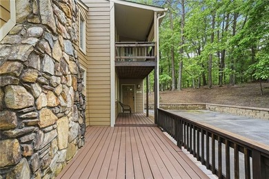 Perched high above the quiet shores of Lake Arrowhead's north - photo 14