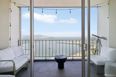 Ideally situated within the prestigious Fontana Tower East, this - photo 4