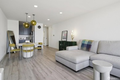 Ideally situated within the prestigious Fontana Tower East, this - photo 5