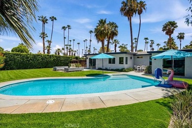 Updated, chic and gorgeous, move in ready mid-century modern - photo 18