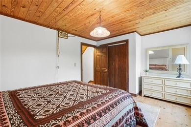Perched high above the quiet shores of Lake Arrowhead's north - photo 34