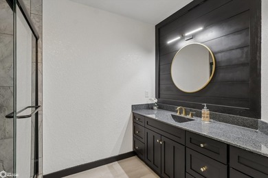 Experience the best of Sun Valley Lake living with this - photo 36