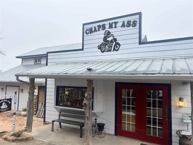 Exceptional commercial opportunity in the heart of Medicine Park - photo 4