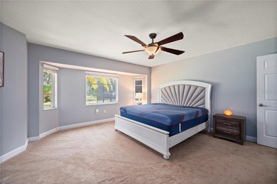 Welcome to this meticulously maintained, turnkey 3-bedroom - photo 17