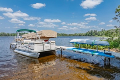 Charming, lovingly cared-for cottage on highly desirable Lake - photo 29