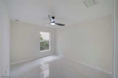 Welcome to this beautifully newly remodeled 4-bedroom, 2-bath - photo 33