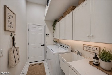 Welcome to this beautifully newly remodeled 4-bedroom, 2-bath - photo 36