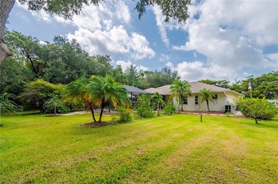 Welcome to this meticulously maintained, turnkey 3-bedroom - photo 49