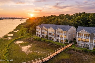 Experience the best of Intracoastal Waterway living in this - photo 1