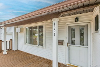 Beautifully renovated 3-bedroom, 1-bath ranch in the heart of - photo 2