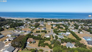 Bandon Buildable Lot Near the Beach! Great opportunity to own an - photo 12