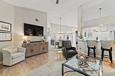 Beautifully updated 3BR/2BA villa located in the desirable - photo 16