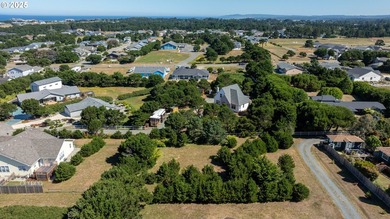 Bandon Buildable Lot Near the Beach! Great opportunity to own an - photo 16
