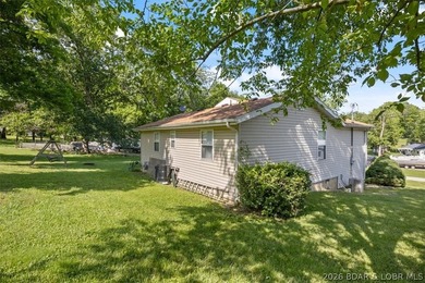 Vacation or Full Time Home. Well taken care of 3 Bedroom 2 Bath - photo 4