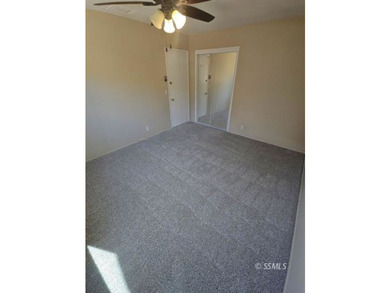 Welcome to this spacious 3-bd, 2-ba property offering comfort - photo 24