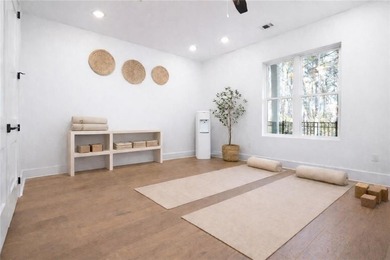 Only 7 remain! Move-in ready with closeout incentives. Receive - photo 29