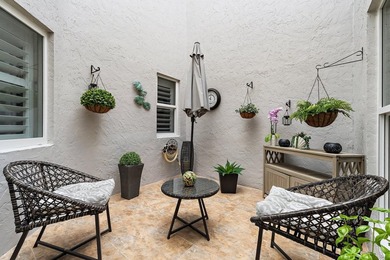 Beautifully updated 3BR/2BA villa located in the desirable - photo 39