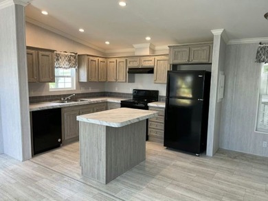Own your own home in a quiet, well-maintained neighborhood! This - photo 4