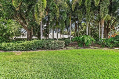 Beautifully updated 3BR/2BA villa located in the desirable - photo 46
