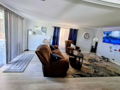Check out this beautiful waterfront mobile home located in - photo 8