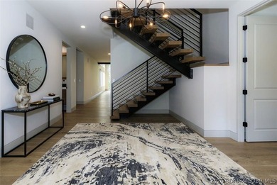 Discover a one-of-a-kind residence where modern architecture - photo 2