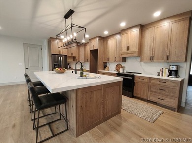 Discover a one-of-a-kind residence where modern architecture - photo 3