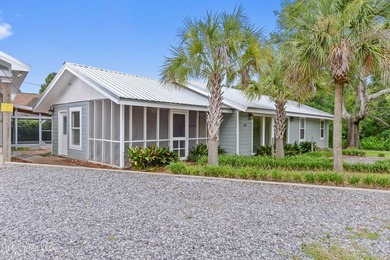 Welcome to this charming home, perfectly situated on a corner - photo 2
