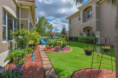 Welcome home to this well-maintained end-unit TH offering the - photo 27