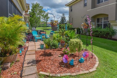 Welcome home to this well-maintained end-unit TH offering the - photo 28